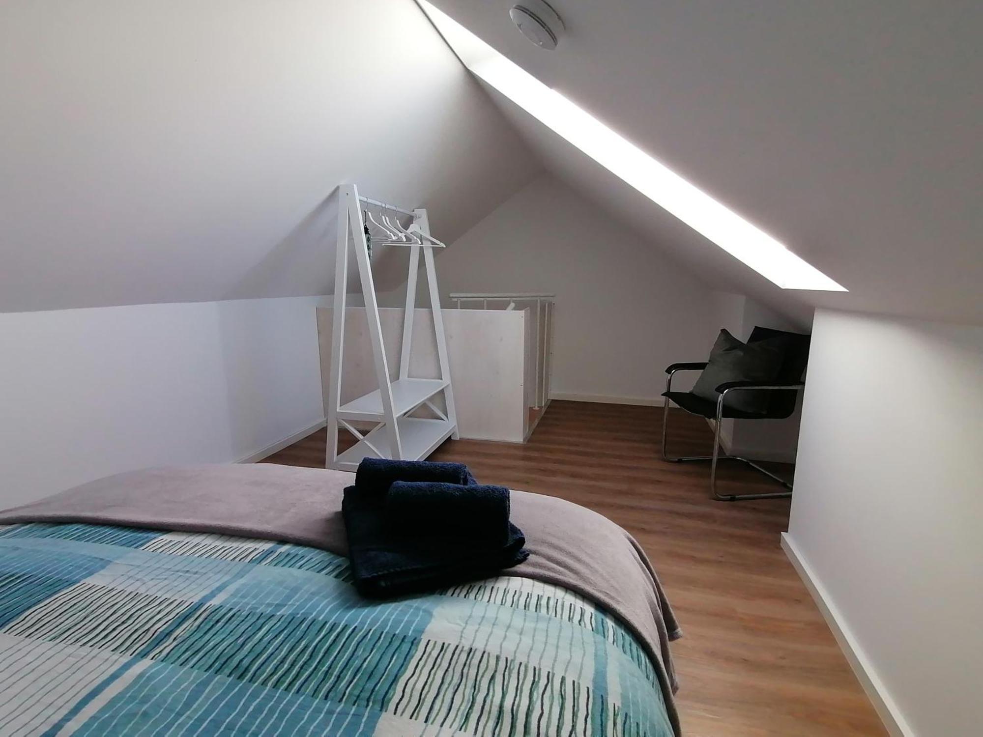 Auszeit2 Erfurt - Stilvolle Dachwohnung Mit Parkplatz - Zentrumsnah エクステリア 写真
